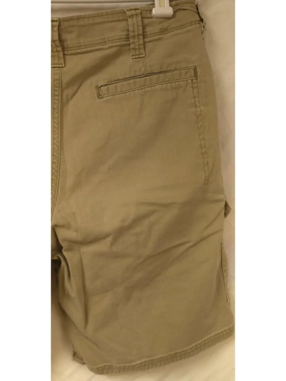 Wrangler Mens 34X10 Beige Khaki Relaxed Fit Utility Hike Outdoors Cargo Shorts